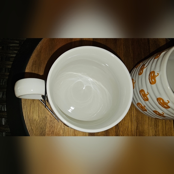 Set Of 2 Large Halloween Themed Ceramic Mugs - Cat And Pumpkin - Picture 5 of 9